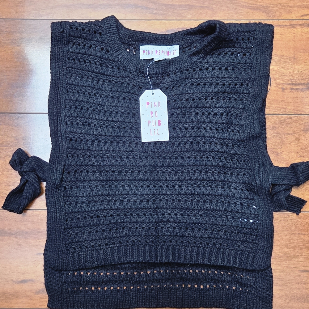 Pink Republic Kid's Black Sleeveless Knit Sweater